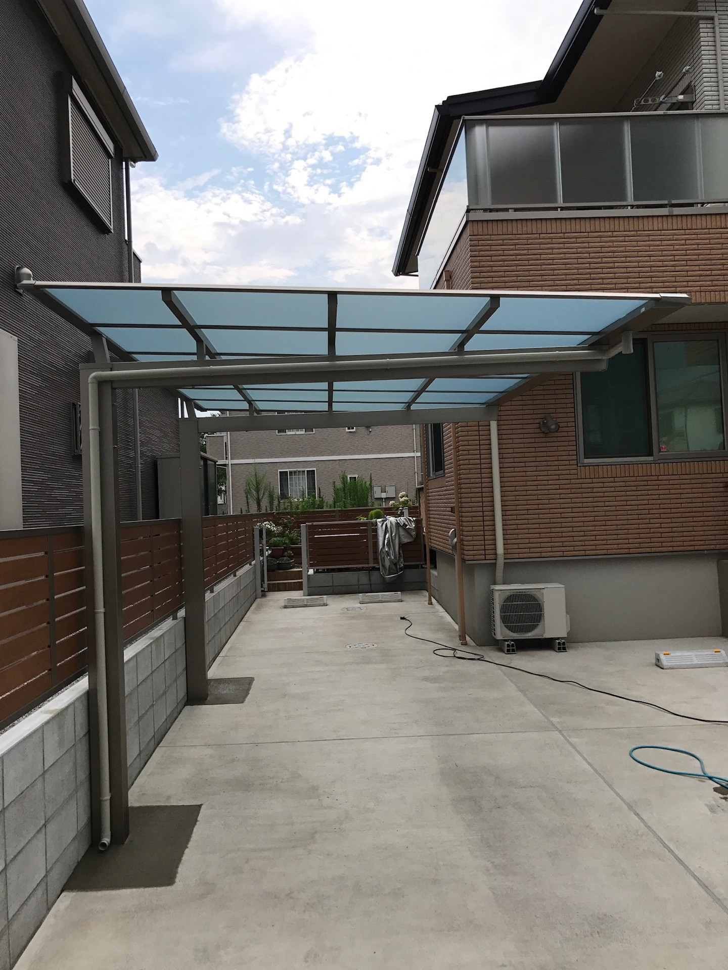 川越市でカーポート工事をしました。