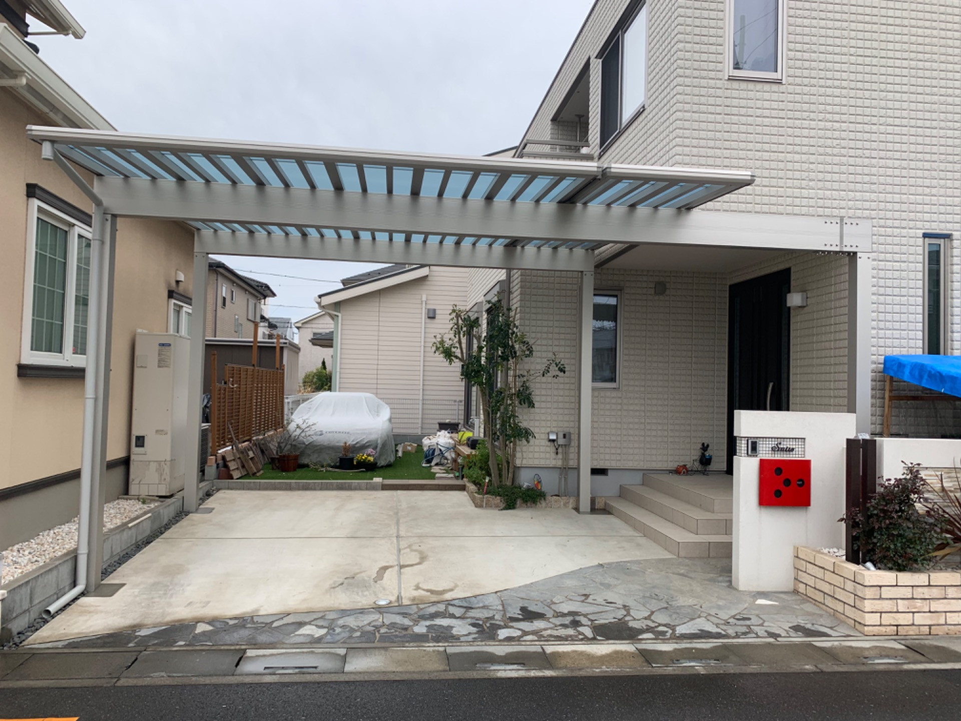 上尾市でカーポート工事しました。